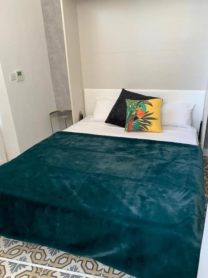 Valletta Hastings Suites Malta